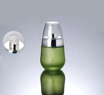 30ml roheline klaas emulsioon pudel hõbedane kaas ,1 oz klaas külma vajutage pumba pudel ,klaasist 30 ml kosmeetika konteiner klaasist pudel